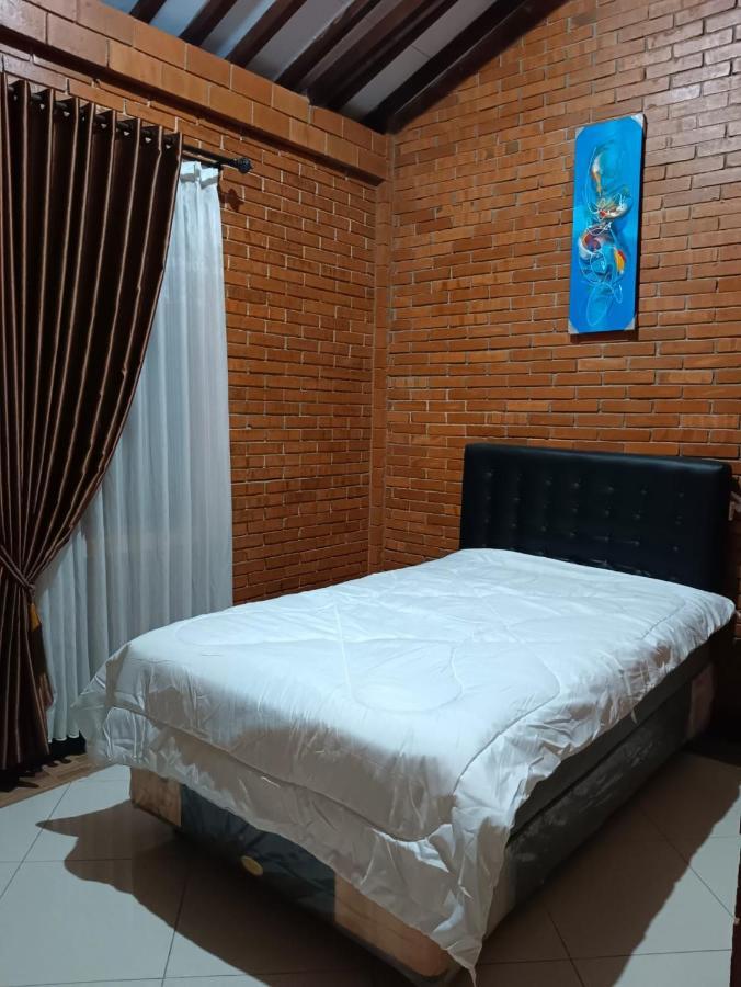 Guesthouse Jogja Omah Punagi Sleman  Luaran gambar